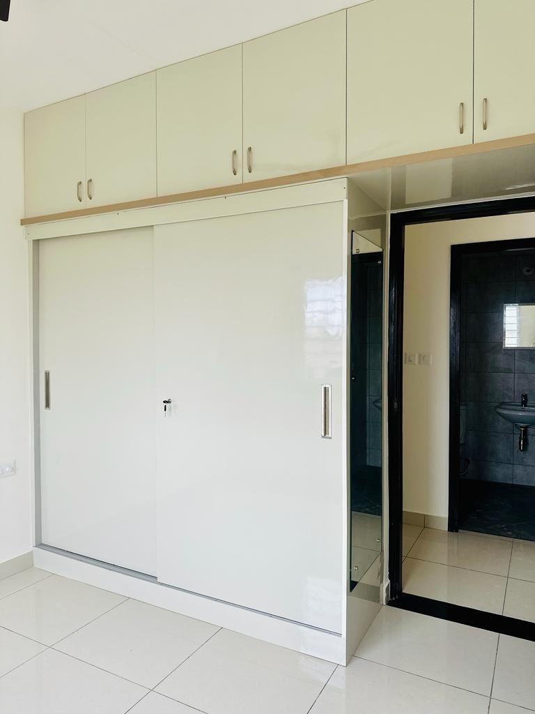2 BHK Penthouse - Gated Society 5